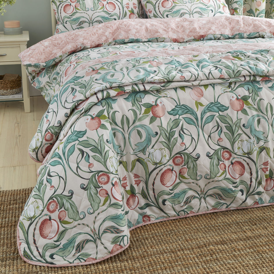 Catherine Lansfield Clarence Floral Reversible Quilted Bedspread Natural