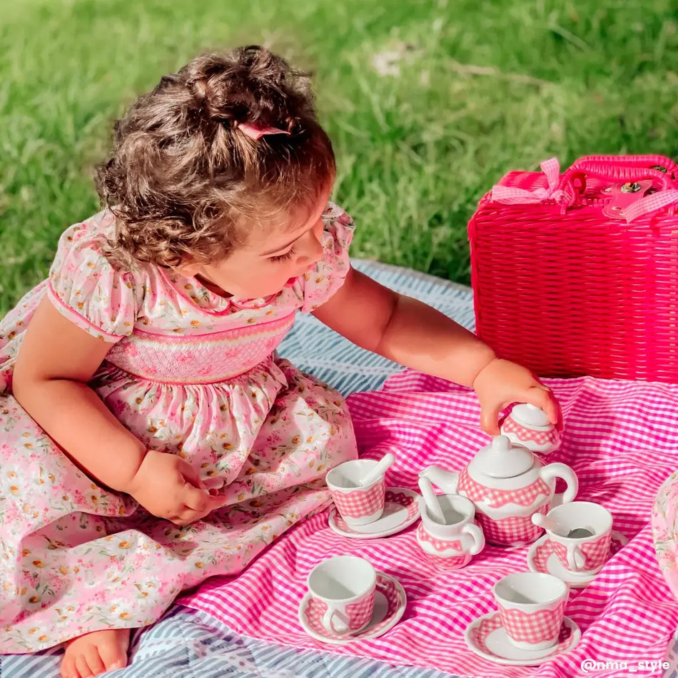 BigJigs Picnic Picnic Tea Set