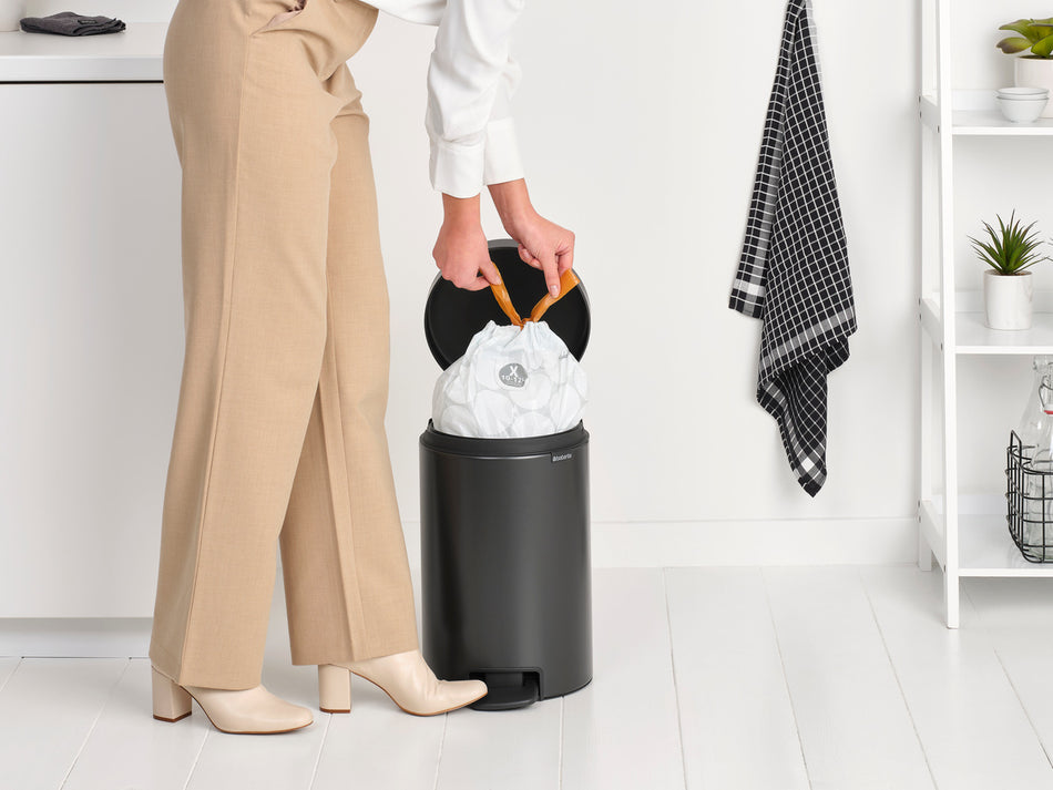 Brabantia Pedal Bin 12L Confident Grey