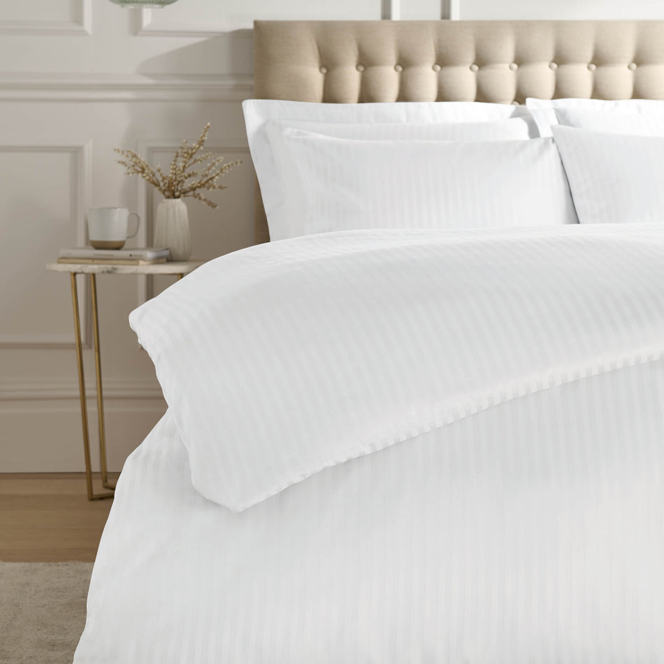 Catherine Lansfield 300 Thread Count Satin Stripe White Duvet Cover Set with Pillowcase/s