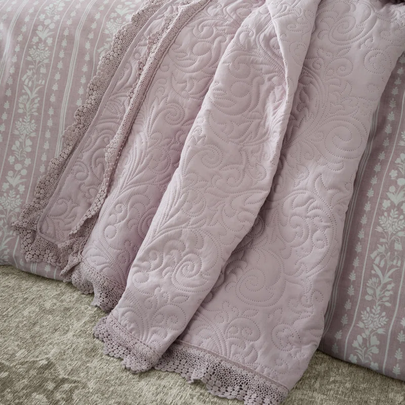 Silhouette Lace Bedspread Pink